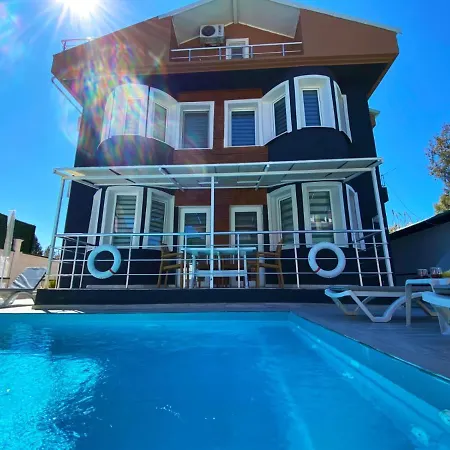 4 Bedrooms Private Pool 别墅